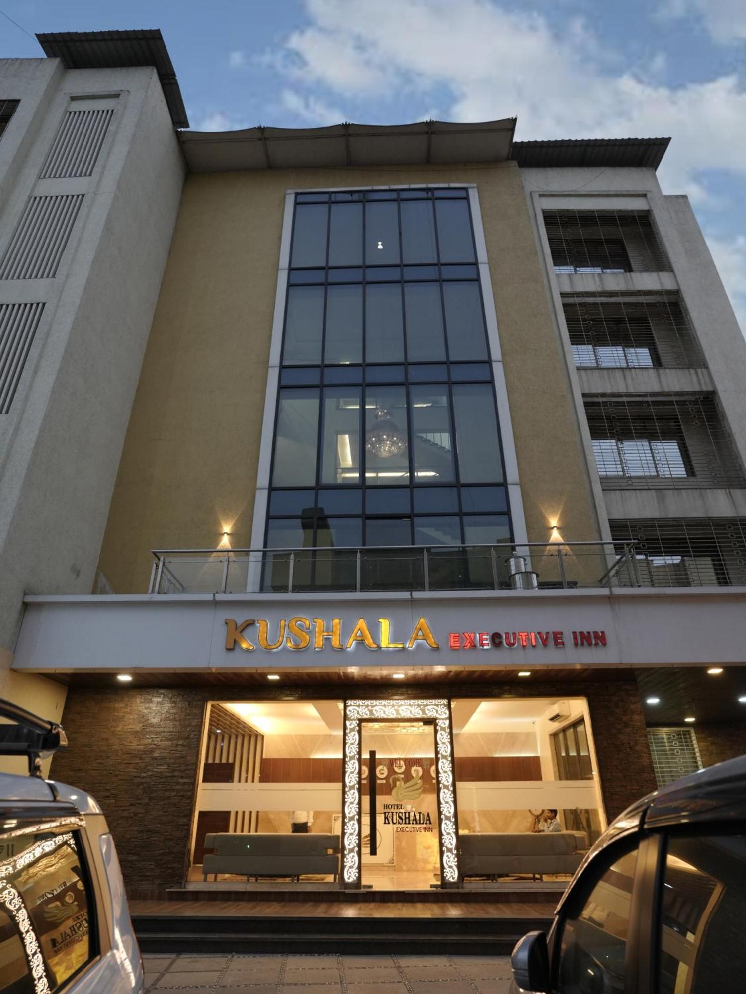 Hotel Kushala Executive Inn ธาเน ภายนอก รูปภาพ
